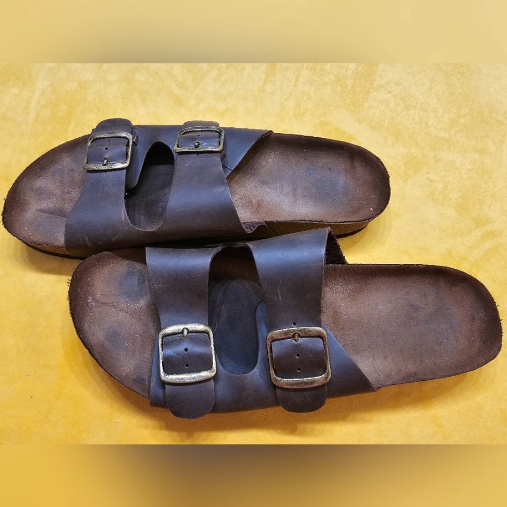 Kohl's W 10 Dark Brown Sandals